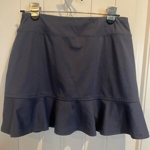 Tommy Bahama Women's Steel Blue Flounce Golf Skort L